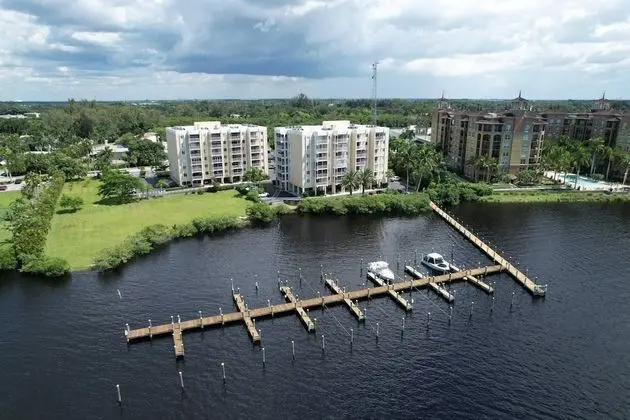 Daire (Palm Beach Landings A606)