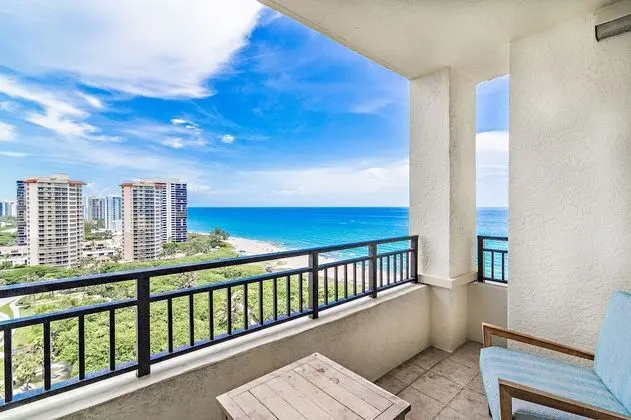 1 Bedroom Condominium, 1 King, Premium Sofa bed, Ocean view, Balcony (2103)