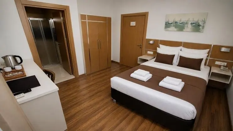 Çift Kişilik,Kara Manzaralı,Balkonsuz
