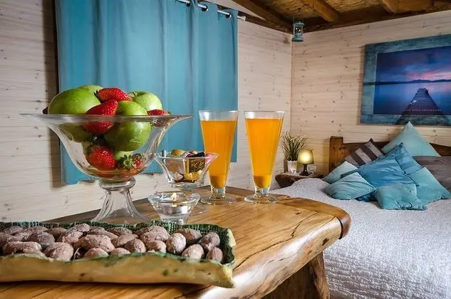 Romantic Kulübe, 1 En Büyük (King) Boy Yatak, Sıcak Su Havuzu, Zemin Kat