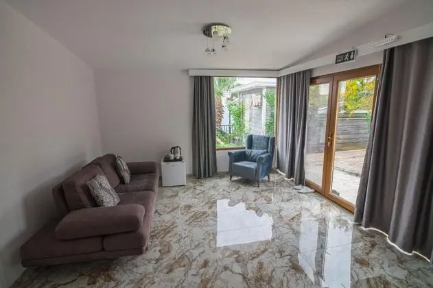 Suite, Kısmi Deniz Manzaralı