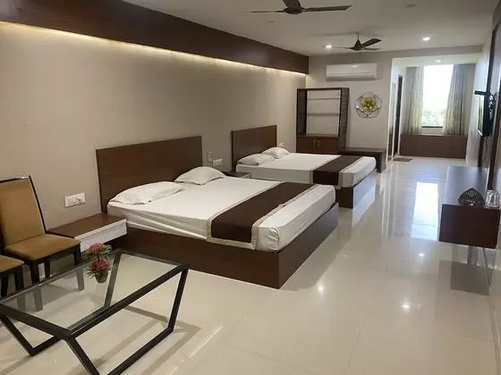 Superior Tek Büyük Yataklı Oda, 1 Tek Kişilik Yatak, Buzdolabı, Resort Manzaralı