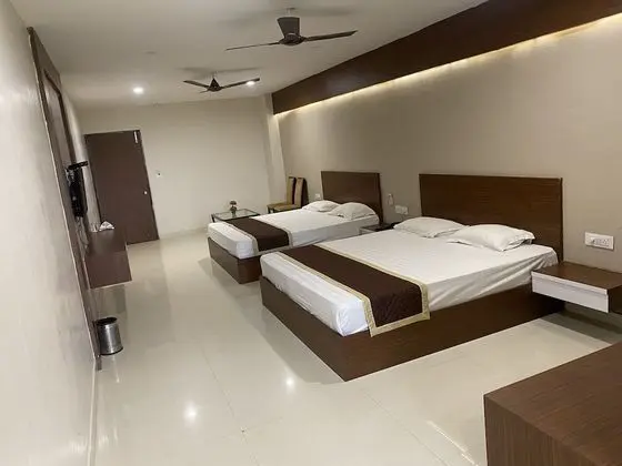 Superior Tek Büyük Yataklı Oda, 1 Tek Kişilik Yatak, Buzdolabı, Resort Manzaralı