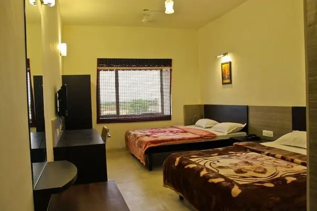 Superior Tek Büyük Yataklı Oda, 1 Tek Kişilik Yatak, Buzdolabı, Resort Manzaralı