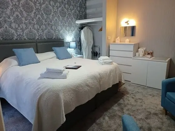 Tek Büyük Yataklı Oda