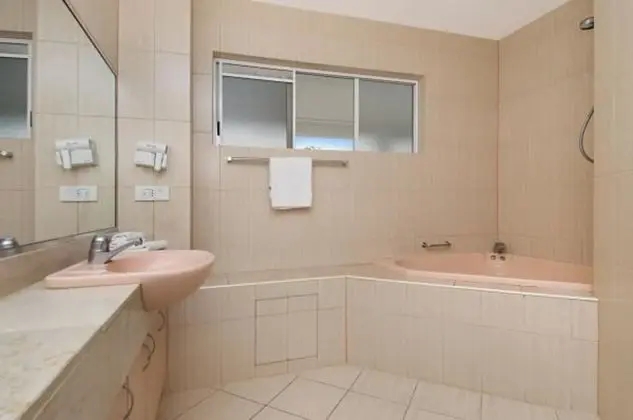Deluxe Çatı Katı Süiti (Penthouse), 3 Yatak Odası, Dağ Manzaralı, Havuz Kenarı