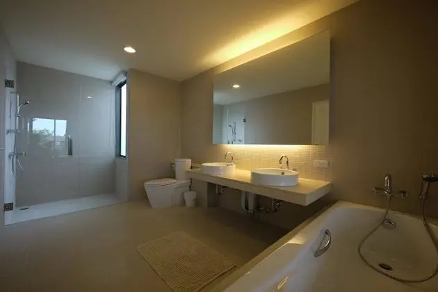 2 Bedroom Suite