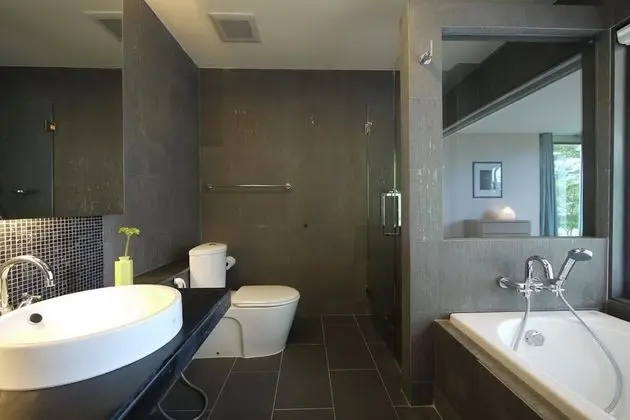 2 Bedroom Suite