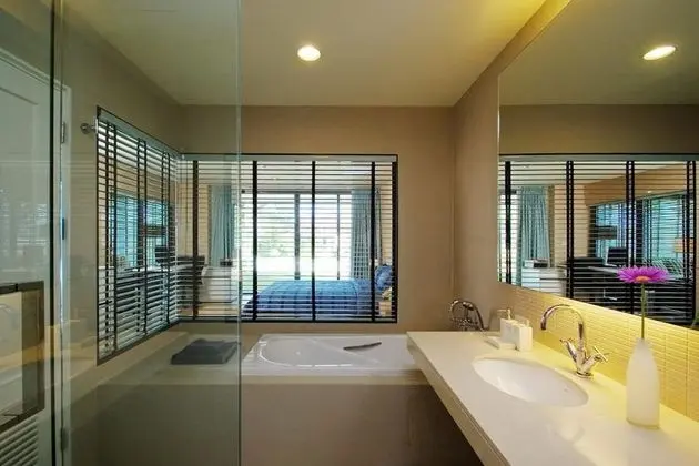 2 Bedroom Suite