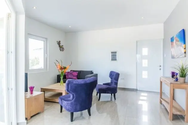 Comfort Apart Daire, 2 Yatak Odası, Havuz Manzaralı, Havuz Kenarı