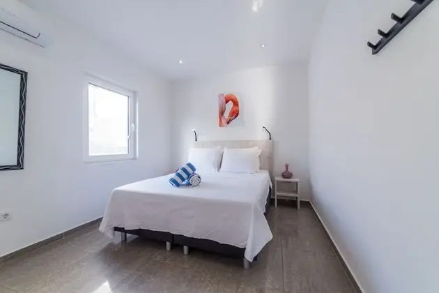 Deluxe Apart Daire, 1 Yatak Odası, Havuz Manzaralı, Zemin Kat