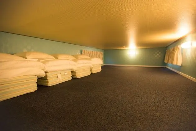 Oda (Family Trailer)