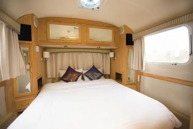 Oda (Standard Airstream for 2 Guests)