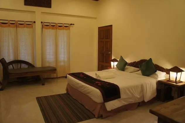 Stüdyo (StudioThai Style)