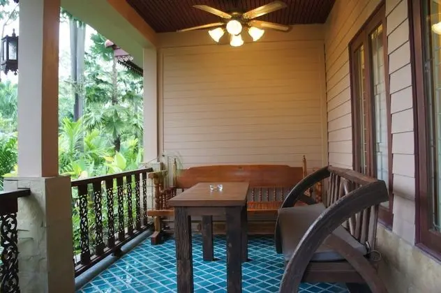 Stüdyo (StudioThai Style)