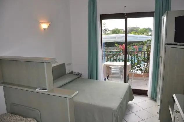 Superior Stüdyo (3 people)