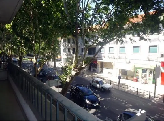 Üç Kişilik Oda, Şehir Manzaralı (3)