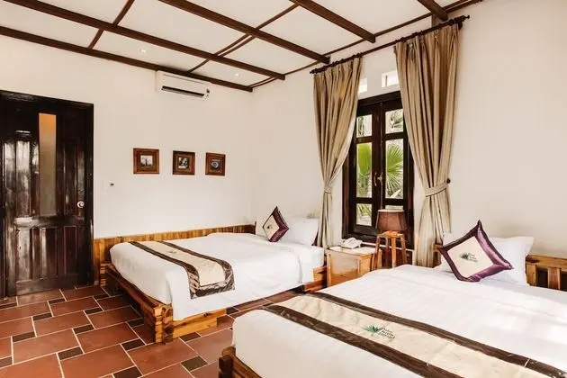 Classic Bungalov, Havuz Manzaralı