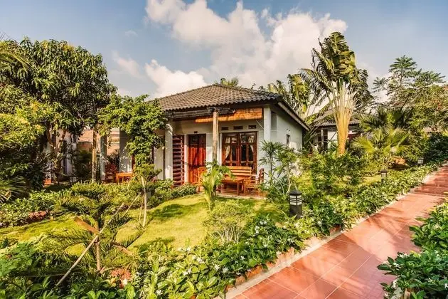 Classic Bungalov, Havuz Manzaralı