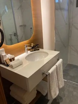 Ekonomik Oda, Manzarasız, Balkonlu