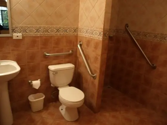 Üç Kişilik Oda, Engellilere Uygun