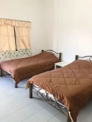 Oda, 2 Tek Kişilik Yatak
