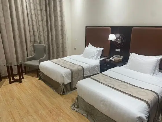 Standard Tek Büyük veya İki Ayrı Yataklı Oda