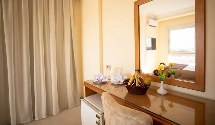 Tek Büyük Yataklı Oda, 2 Çift Kişilik Yatak, Balkon