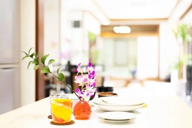 Deluxe Villa, Sigara İçilmez