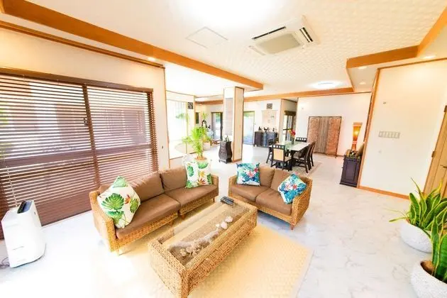 Deluxe Villa, Sigara İçilmez