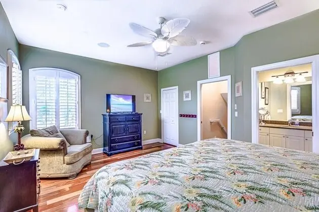 Ev (Palm Island Canal Home - 4 BR)