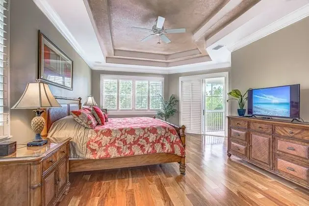 Ev (Palm Island Canal Home - 4 BR)