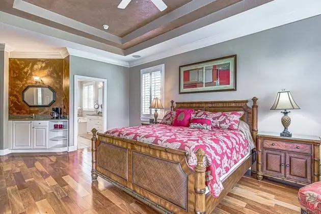 Ev (Palm Island Canal Home - 4 BR)