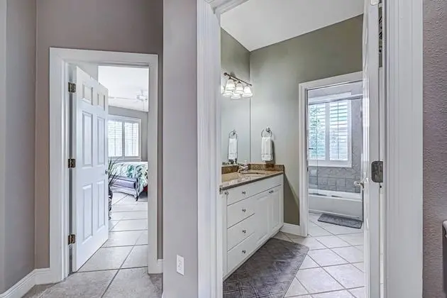 Ev (Palm Island Canal Home - 4 BR)