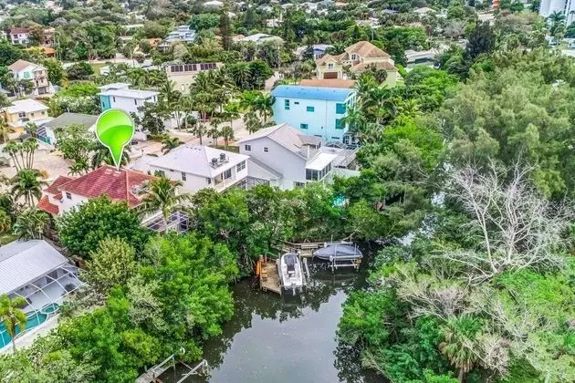 Ev (Palm Island Canal Home - 4 BR)