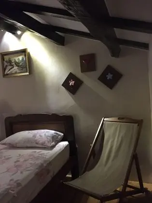 Tek Büyük Yataklı Oda