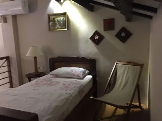Tek Büyük Yataklı Oda
