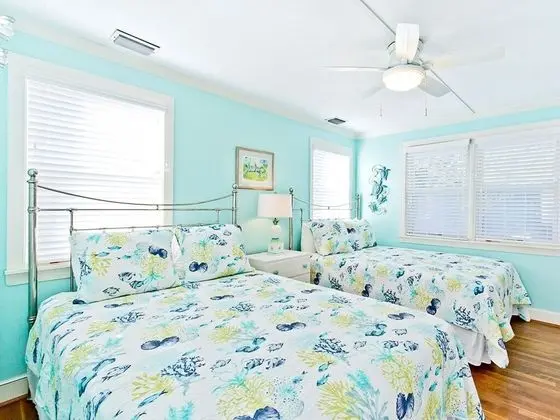 Ev, Birden Çok Yatak, Havuz Kullanımı, Havuz Manzaralı