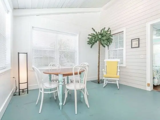 Ev, Birden Çok Yatak, Havuz Kullanımı, Havuz Manzaralı