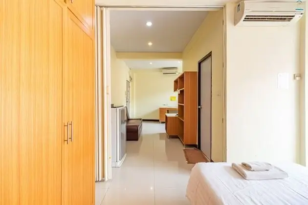 The Palm Suite