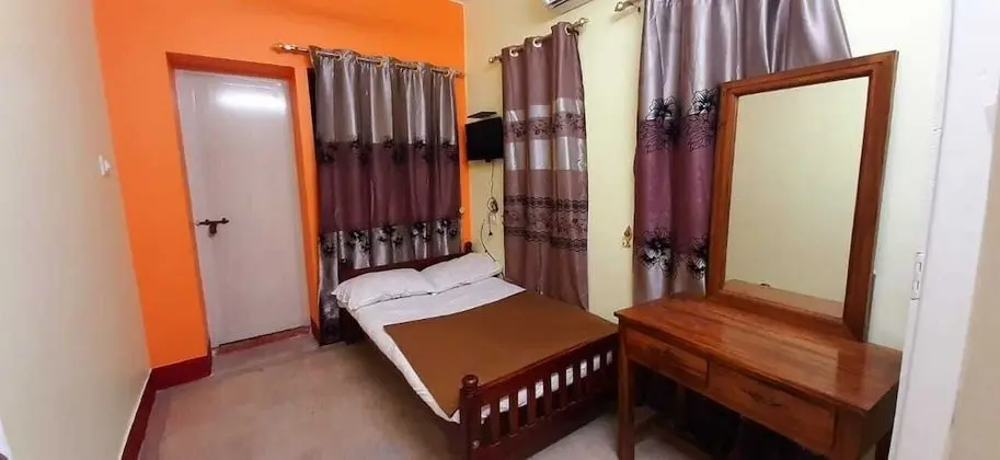 Family Büyük Yataklı Tek Kişilik Oda, 1 Yatak Odası, Havuz Kullanımı, Şehir Manzaralı