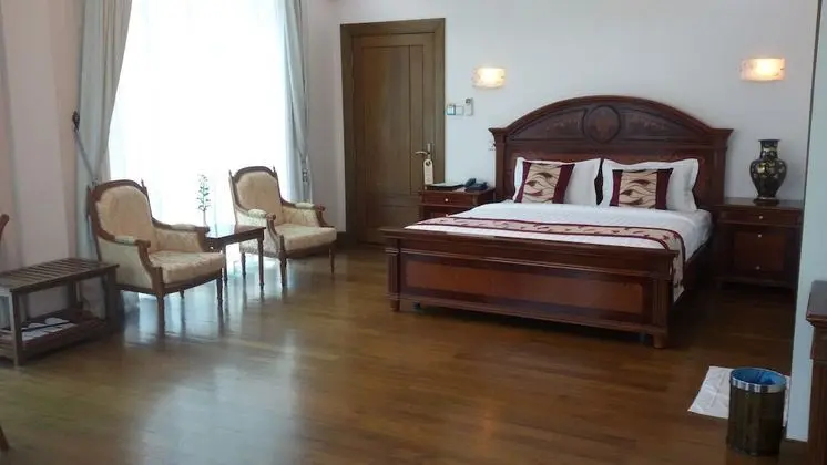 Executive Oda (Deluxe)