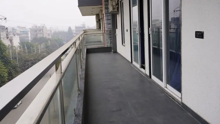 Luxury Tek Büyük Yataklı Oda