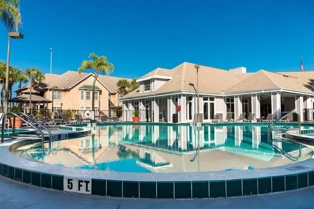 Stüdyo (Double bed studio with community pool)