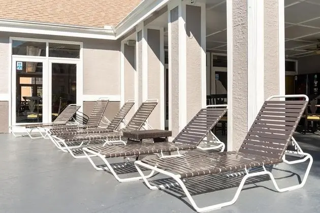 Stüdyo (Double bed studio with community pool)