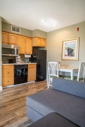 Stüdyo (Double bed studio with community pool)