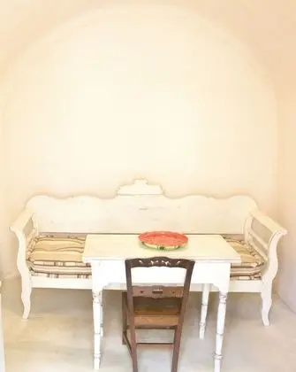 Traditional Süit (Cave Studio)