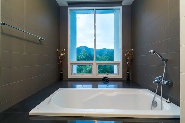 2 Bedrooms Deluxe Apartment with Ocean View