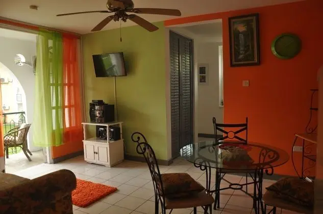 Deluxe Apart Daire, 1 Büyük (Queen) Boy Yatak, Kısmi Deniz Manzarası, Plaj Kenarı