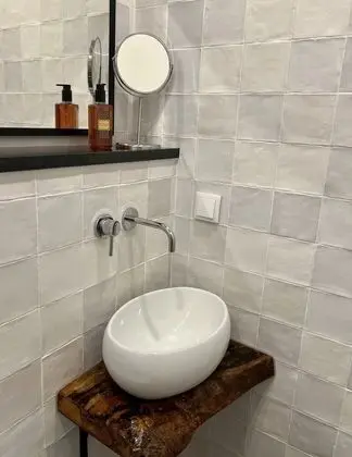 Superior Tek Büyük Yataklı Oda, Kısmi Deniz Manzaralı